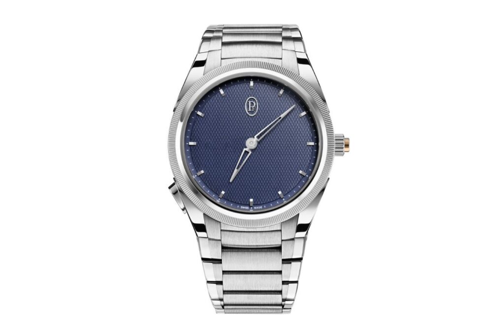 Parmigiani Fleurier Tonda minimalist GMT watch for men with a blue dial, silver bracelet and skeleton hands